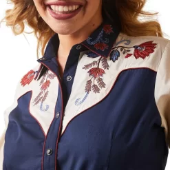 Ariat Women's Loretta Snap Shirt -Western Fashion Ladies img27744 ariat women s loretta snap shirt