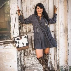 STS Ranchwear Cowhide Mailbag Crossbody Purse -Western Fashion Ladies img30421 sts ranchwear cowhide mailbag crossbody purse