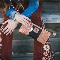 STS Ranchwear Yipee Kiyay Clutch/Wristlet -Western Fashion Ladies img44882 sts ranchwear yipee kiyay clutch wristlet