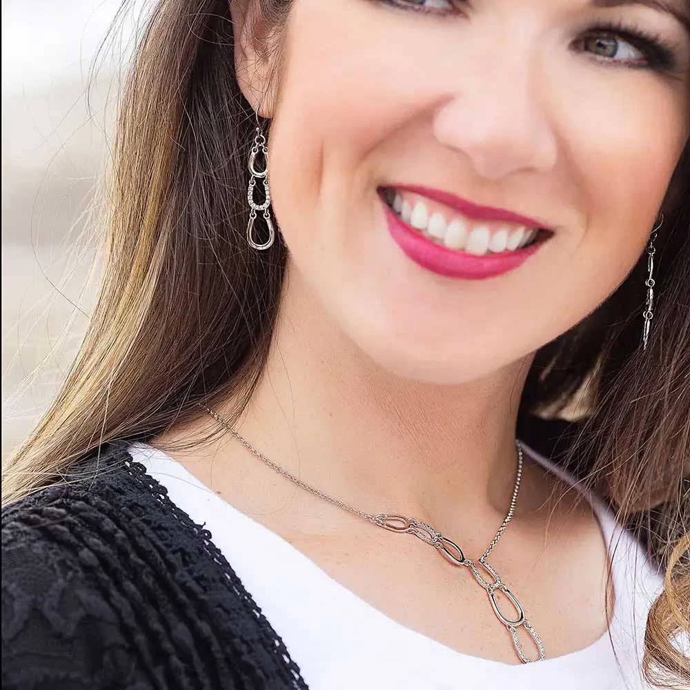 Montana Silversmiths Women's One Step Closer Horseshoe Necklace 2 Montana Silversmiths Women's One Step Closer Horseshoe Necklace - Image 2