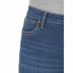 Wrangler Women's Aura Instantly Slimming Straight Leg Jeans -Western Fashion Ladies img54286 wrangler women s aura instantly slimming straight leg jeans