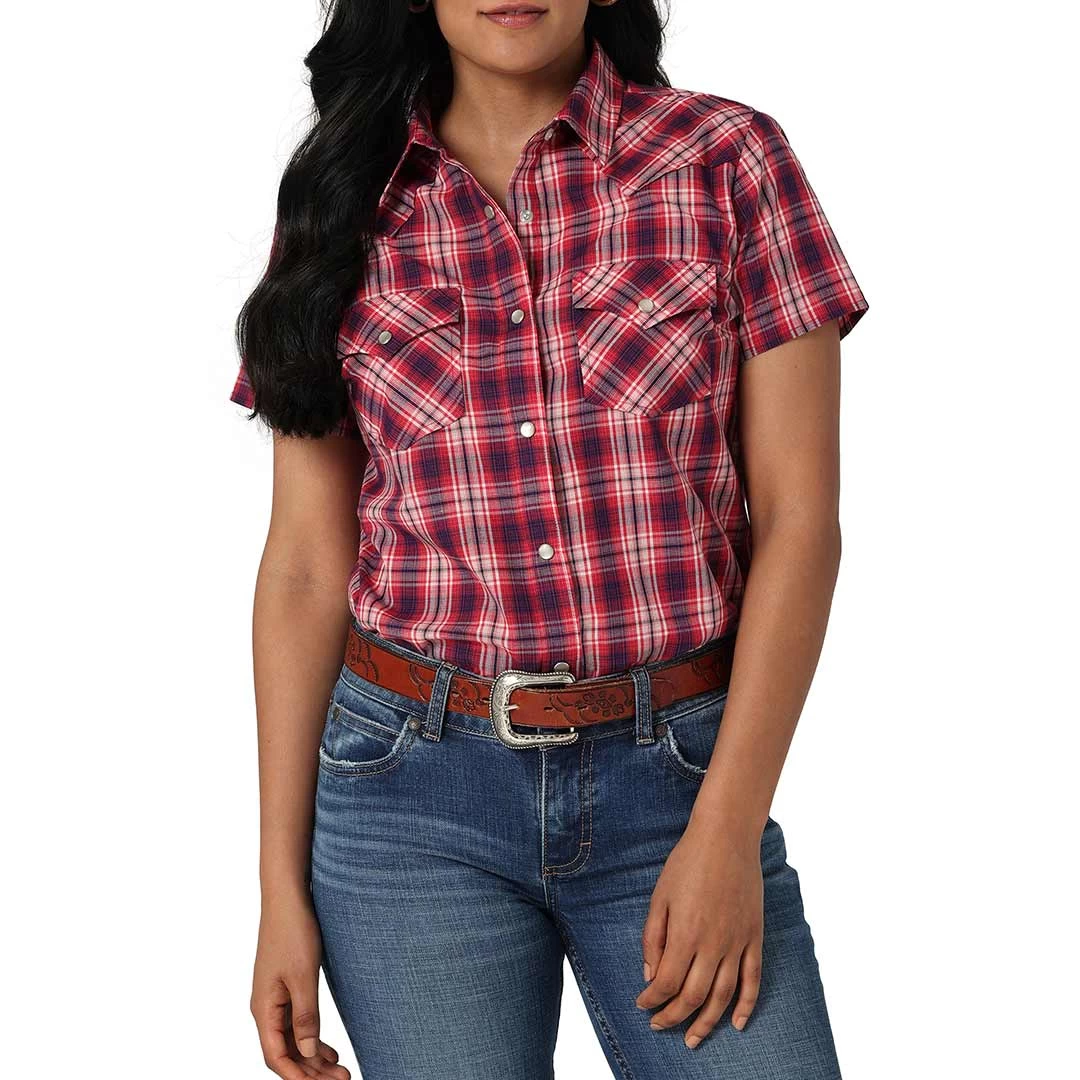 Wrangler Women's Essential Short Sleeve Plaid Snap Shirt 1 Wrangler Women's Essential Short Sleeve Plaid Snap Shirt