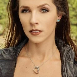 Montana Silversmiths Hanging By A Heartstring Silver Necklace -Western Fashion Ladies img77927 montana silversmiths hanging by a heartstring silver necklace