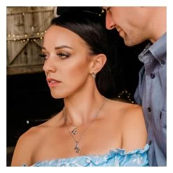 Montana Silversmiths Women's Horse Charm Necklace -Western Fashion Ladies img81753 montana silversmiths women s horse charm necklace